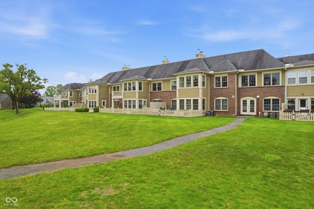 7601 Newport Bay Drive 109, Indianapolis, IN 46240