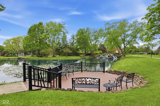 7601 Newport Bay Drive 109, Indianapolis, IN 46240