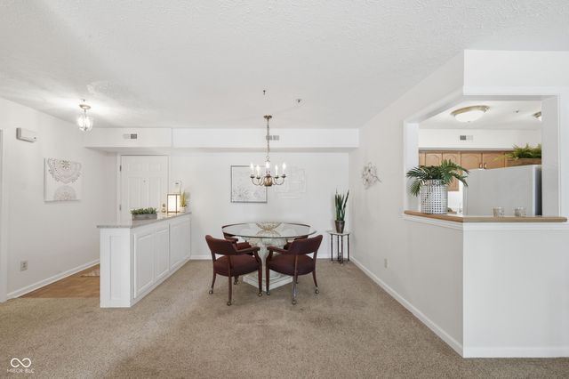 7601 Newport Bay Drive 109, Indianapolis, IN 46240