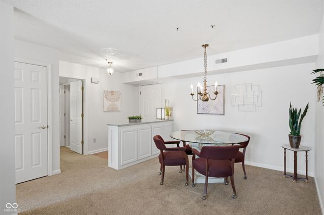 7601 Newport Bay Drive 109, Indianapolis, IN 46240