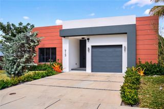 913 NE 15th St, Fort Lauderdale, FL 33304