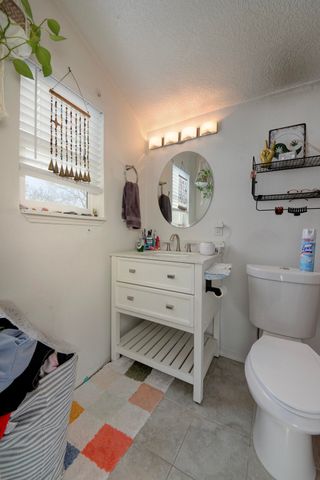 1721 Vail Place SE, Albuquerque, NM 87106