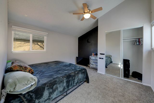 1721 Vail Place SE, Albuquerque, NM 87106