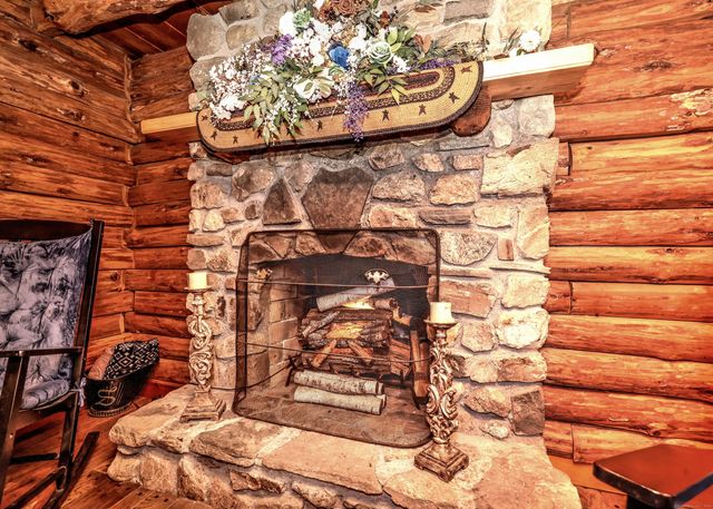 89 Norwich Salem Turnpike, Montville, CT 06370