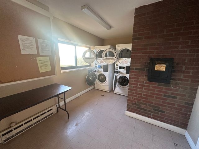 1321 Worcester Rd 612, Framingham, MA 01701