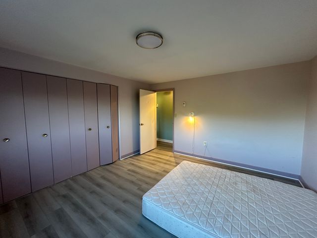 1321 Worcester Rd 612, Framingham, MA 01701