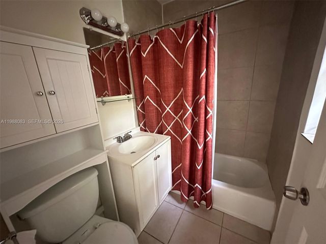 565 NE 65th St 2, Miami, FL 33138