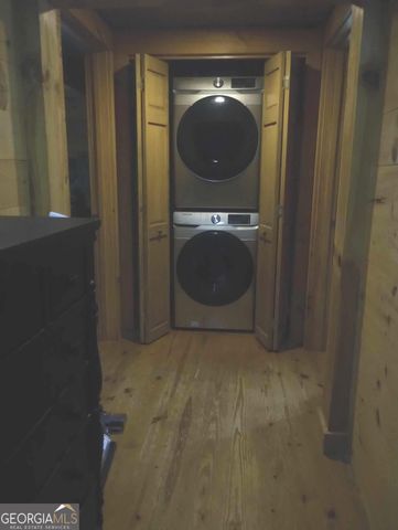 356 Orchard View Lane, Lakemont, GA 30552