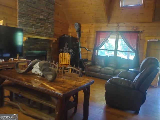 356 Orchard View Lane, Lakemont, GA 30552