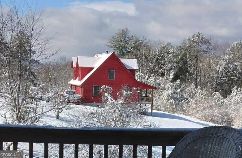 356 Orchard View Lane, Lakemont, GA 30552