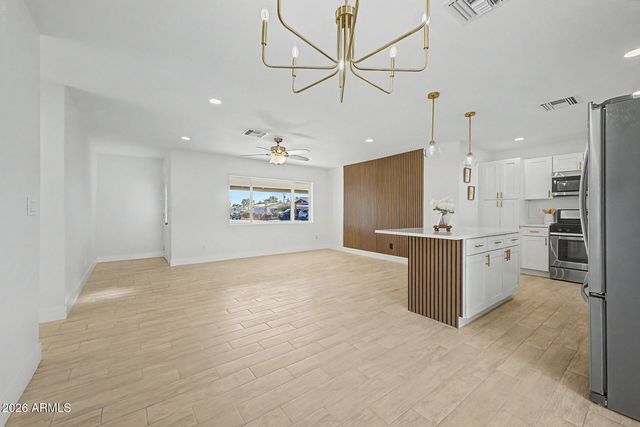 11625 N 20TH Avenue, Phoenix, AZ 85029