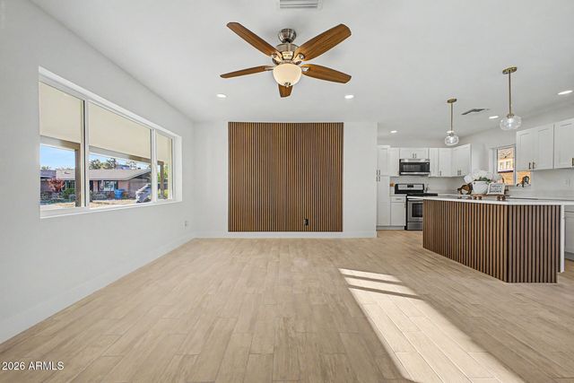 11625 N 20TH Avenue, Phoenix, AZ 85029