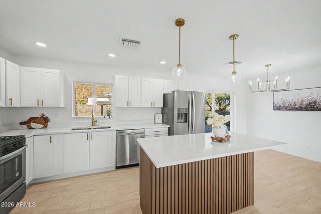 11625 N 20TH Avenue, Phoenix, AZ 85029