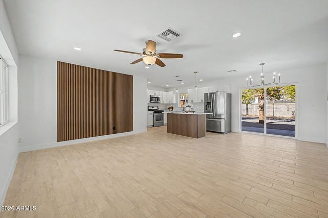 11625 N 20TH Avenue, Phoenix, AZ 85029