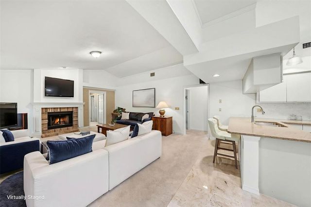 12804 WALLINGFORD DRIVE, Tampa, FL 33624