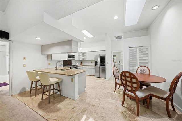 12804 WALLINGFORD DRIVE, Tampa, FL 33624