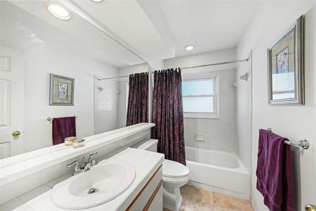 12804 WALLINGFORD DRIVE, Tampa, FL 33624