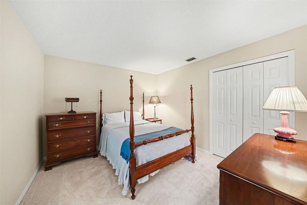 Image 24 of property listing at 12804 WALLINGFORD DRIVE, Tampa, FL 33624