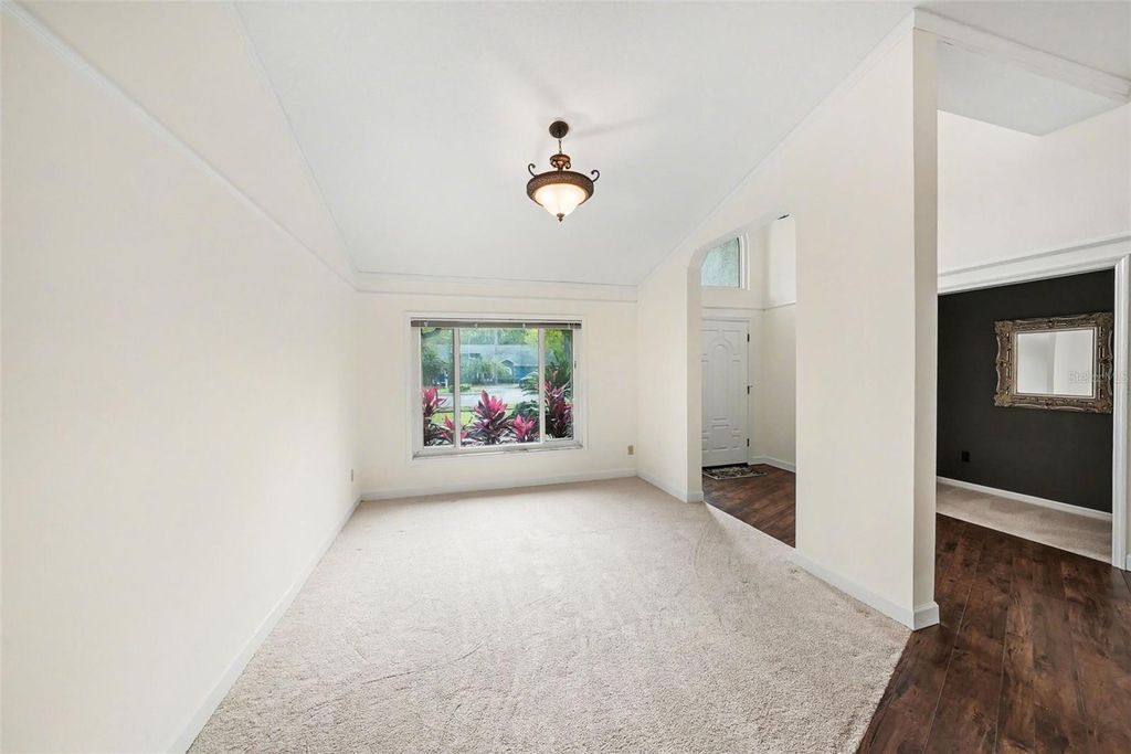 Image 9 of property listing at 12804 WALLINGFORD DRIVE, Tampa, FL 33624