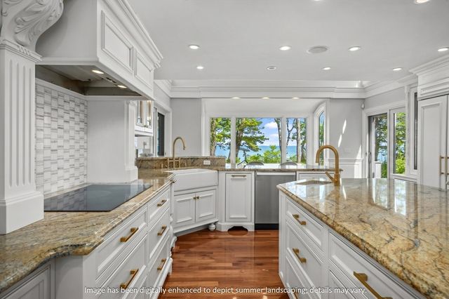120 Vineyard Road, Barnstable, MA 02635