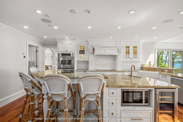 120 Vineyard Road, Barnstable, MA 02635