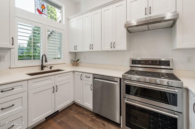 3274 Alum Creek Court, Reno, NV 89509