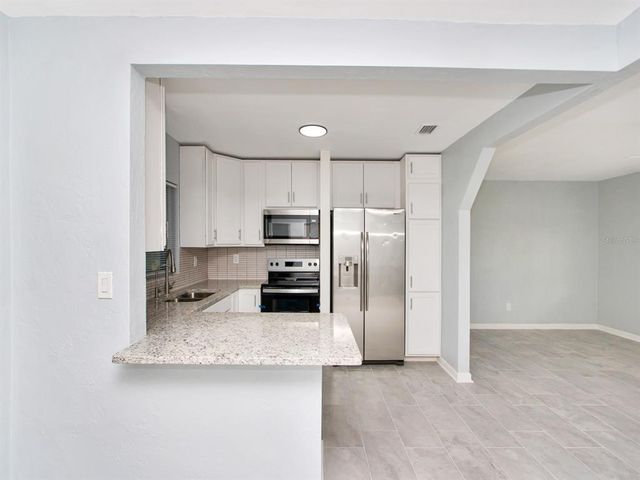 51 PARK LANE, Debary, FL 32713