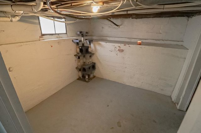 1328 W Haskell, Wichita, KS 67213