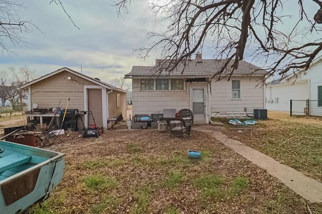1328 W Haskell, Wichita, KS 67213