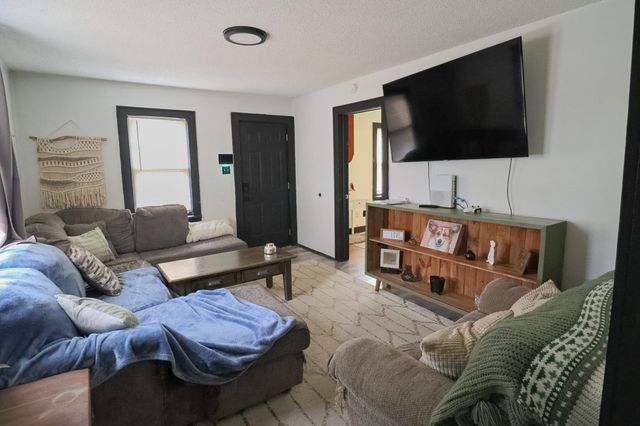 1328 W Haskell, Wichita, KS 67213