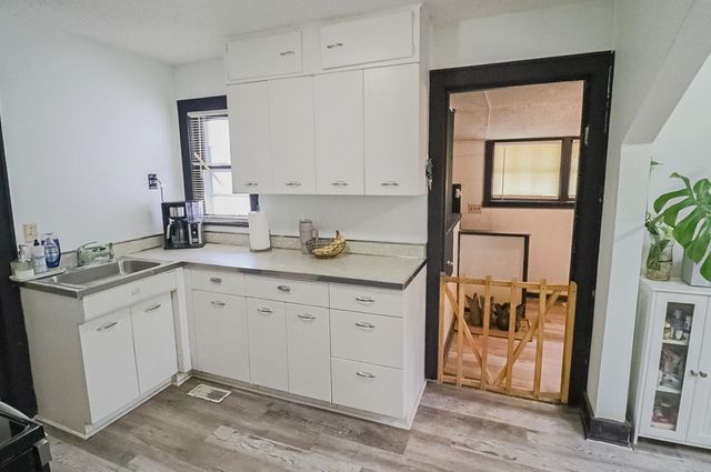 1328 W Haskell, Wichita, KS 67213