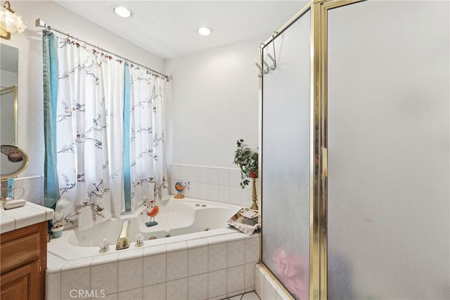 8585 Hickory, Hesperia, CA 92345