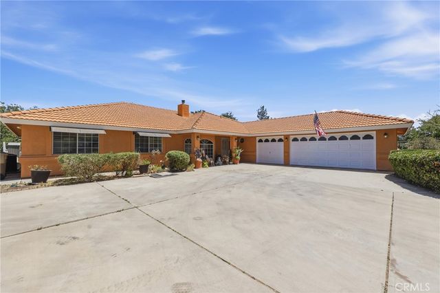 8585 Hickory, Hesperia, CA 92345