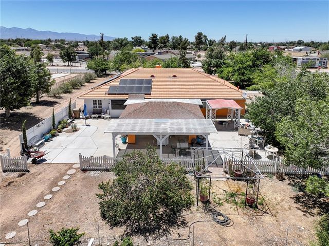 8585 Hickory, Hesperia, CA 92345