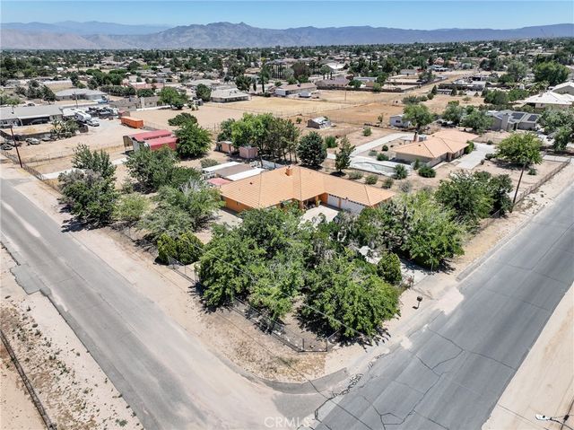 8585 Hickory, Hesperia, CA 92345