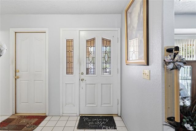 8585 Hickory, Hesperia, CA 92345