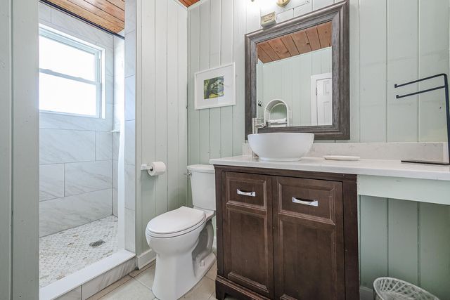 405 Palmetto Boulevard, Edisto Beach, SC 29438