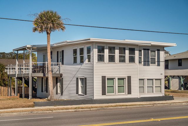 405 Palmetto Boulevard, Edisto Beach, SC 29438