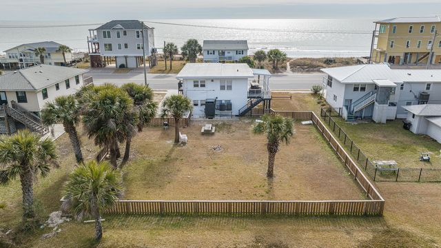 405 Palmetto Boulevard, Edisto Beach, SC 29438