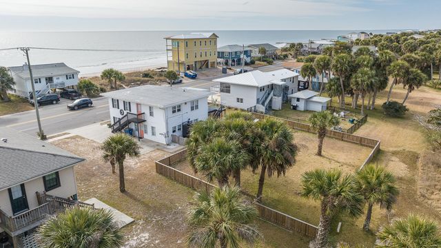 405 Palmetto Boulevard, Edisto Beach, SC 29438
