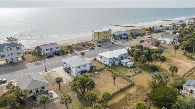 405 Palmetto Boulevard, Edisto Beach, SC 29438