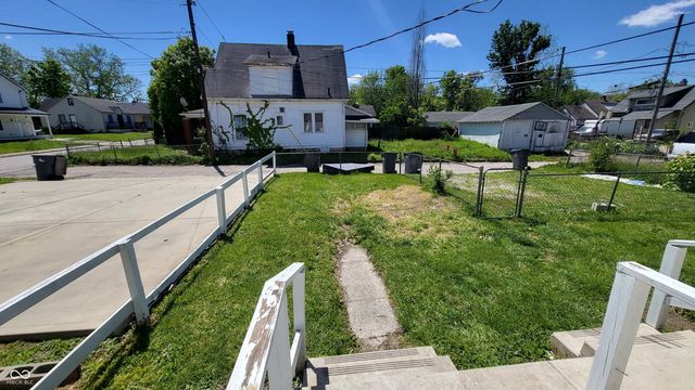 3617 Brookside Parkway South Drive B Lower, Indianapolis, IN 46201