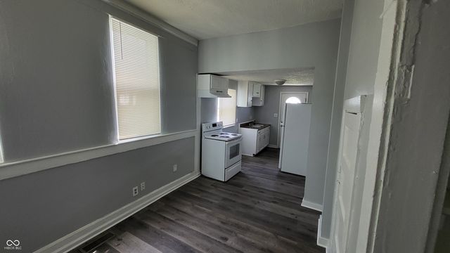 3617 Brookside Parkway South Drive B Lower, Indianapolis, IN 46201