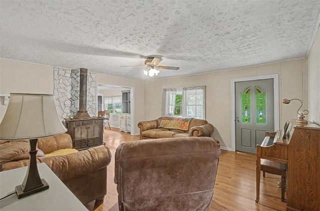2480 Vinson Mountain Road, Rockmart, GA 30153