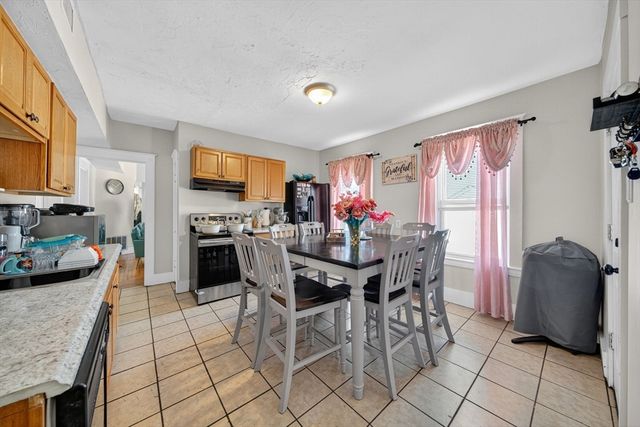 230 Court St, Brockton, MA 02302