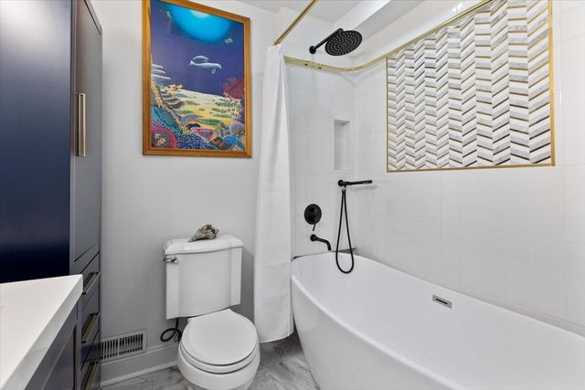 4335 Lee Street, Skokie, IL 60076