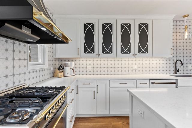 4335 Lee Street, Skokie, IL 60076