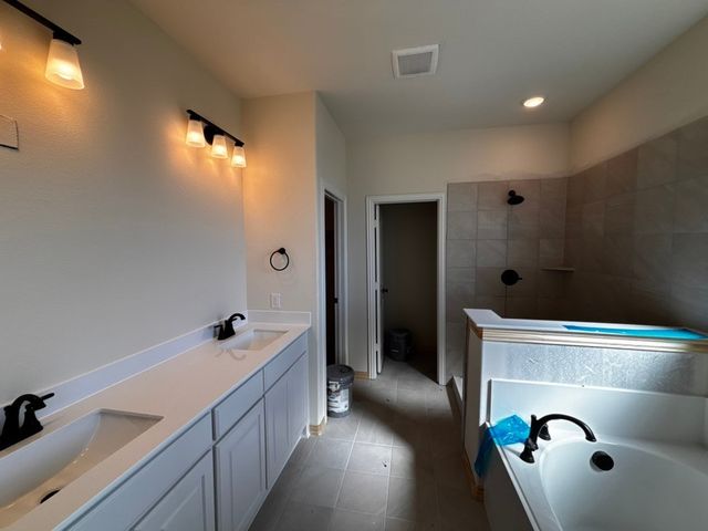 135 Big Sky Road, Decatur, TX 76234