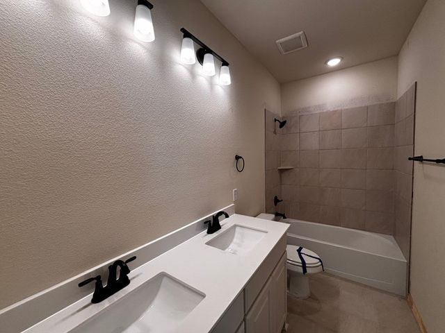 135 Big Sky Road, Decatur, TX 76234