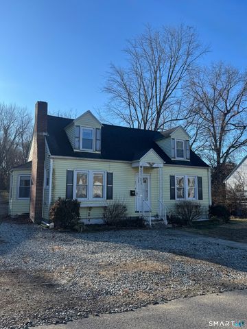 11 Ford Avenue, Norwich, CT 06360